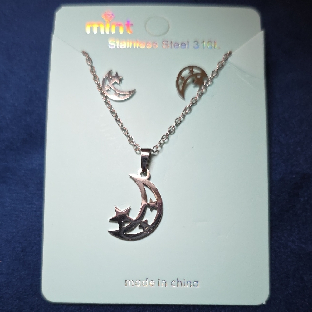 Mint Stainless Steel Celestial Necklace